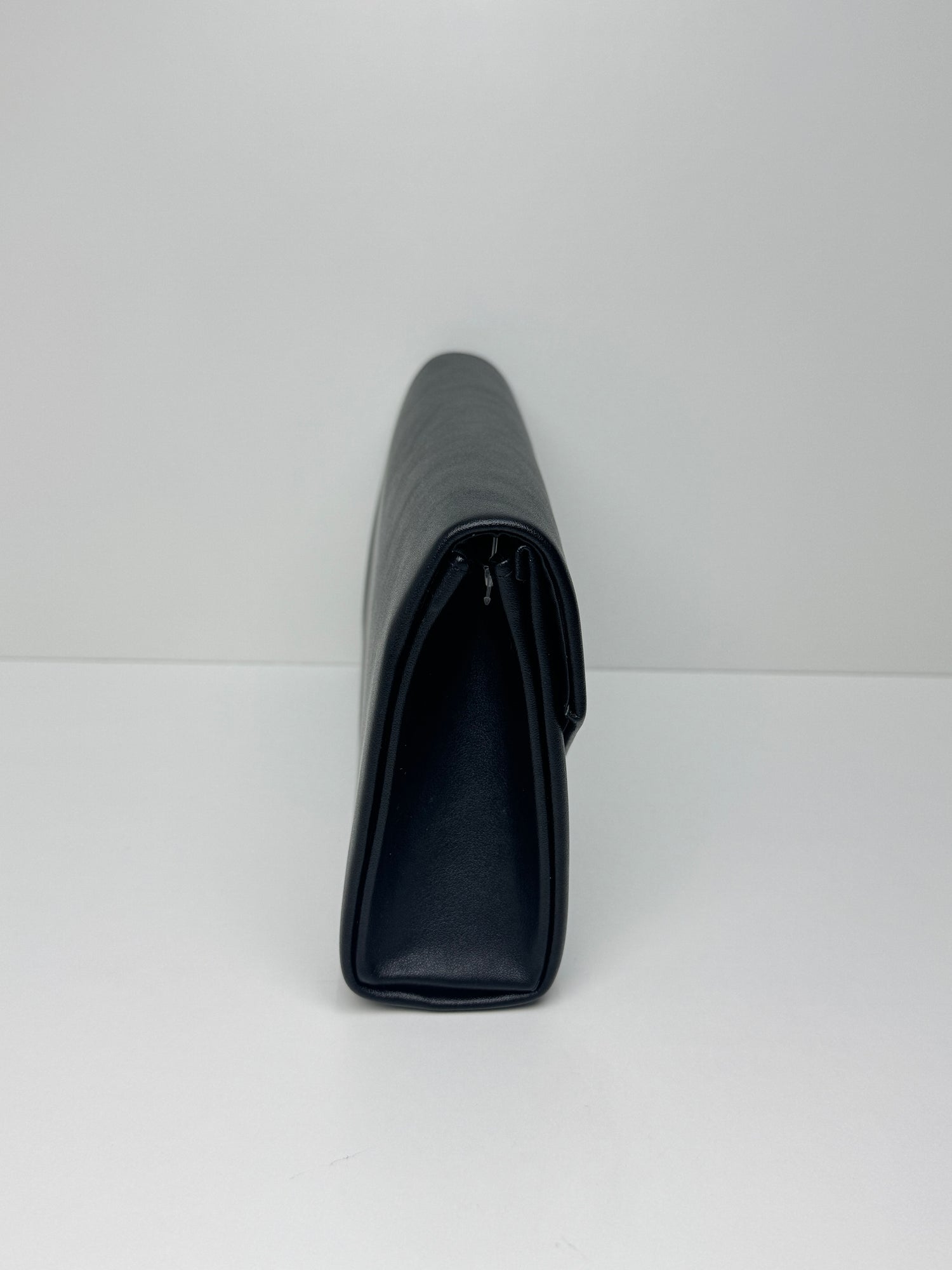 KIN - Clutch envelope