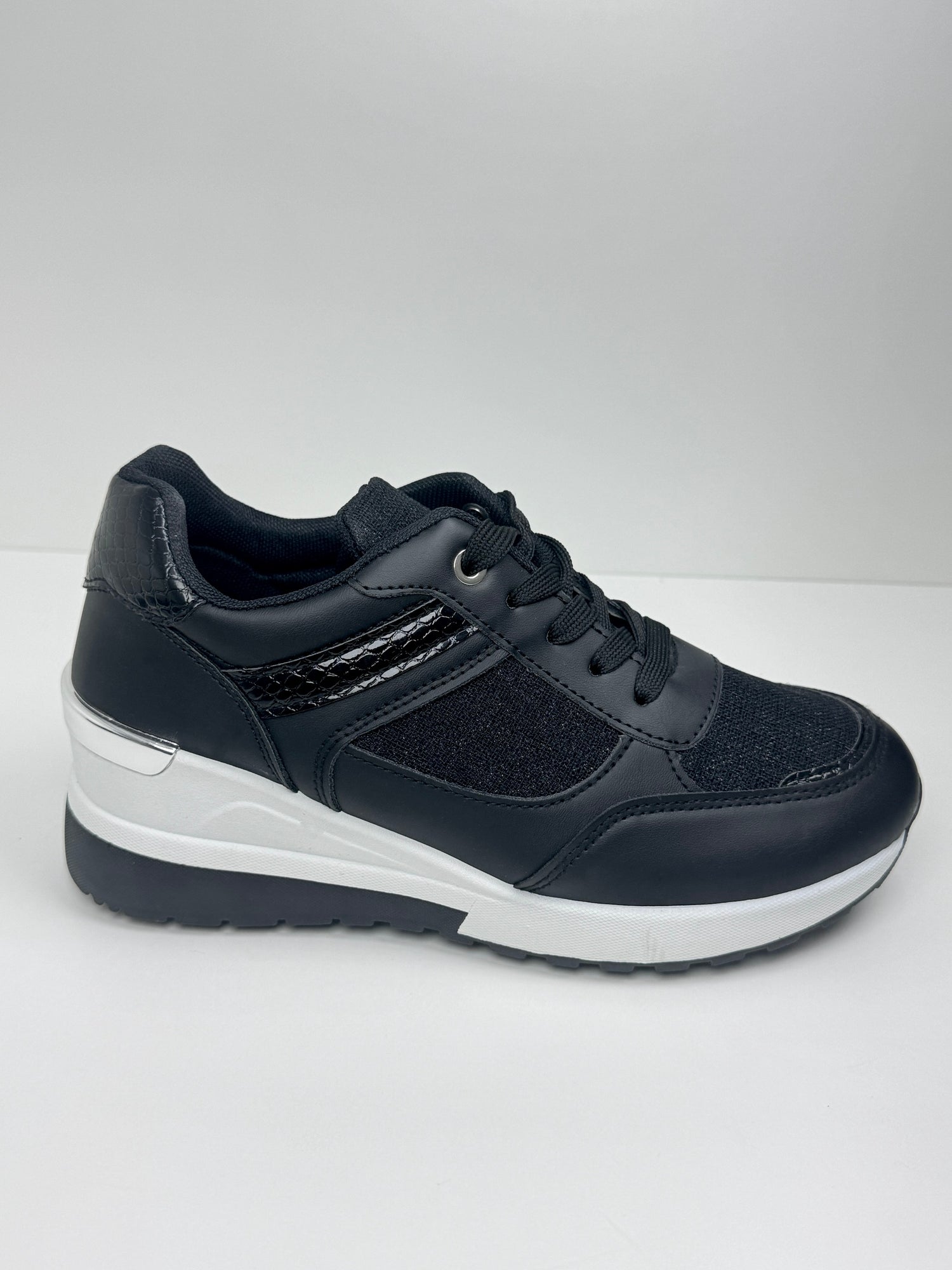 DEVA - Sneakers